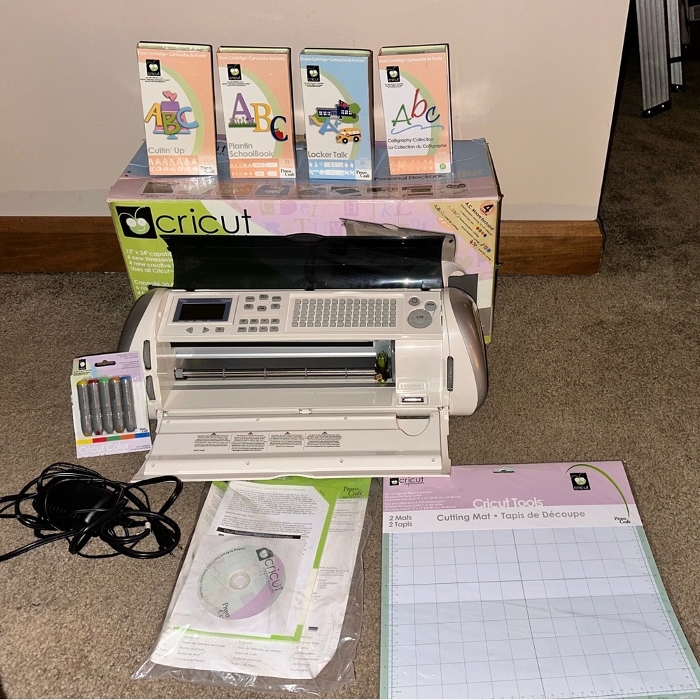 Cricut Expression Provo Craft 24" Personal Electronic Cutter With 5 Cartridges